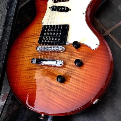 Hamer USA Phantom Cherry Sunburst Flame Top Guitar & Case image 4