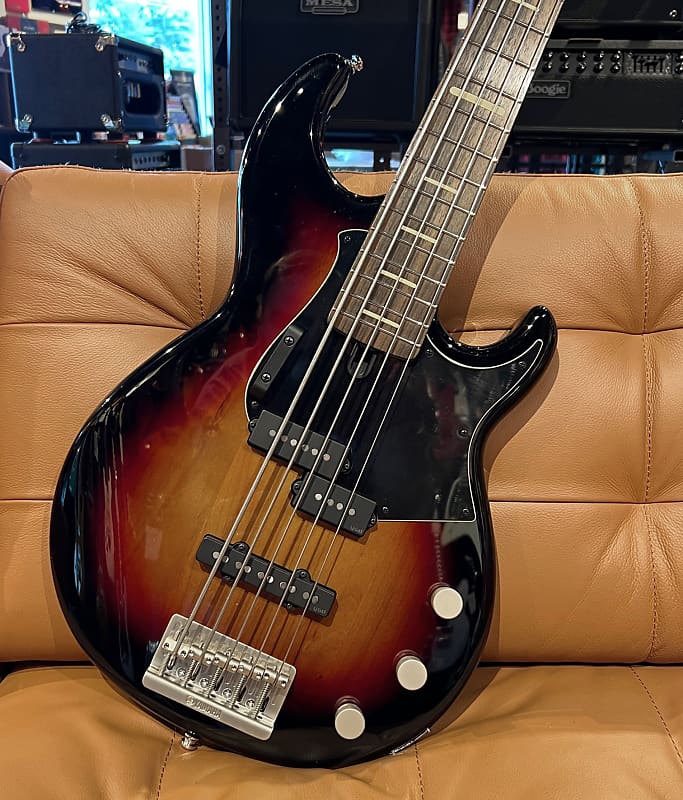 Yamaha BBP35 w/ Hard Case 5 String Bass, PJ Pickups, Reverb