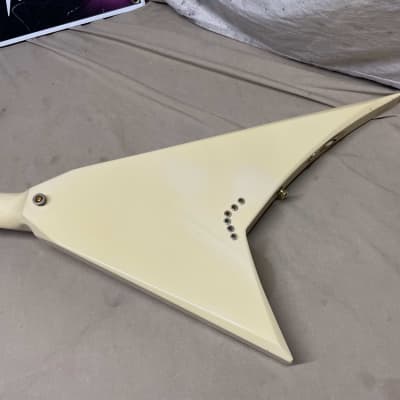 Jackson RR5 RR-5 Randy Rhoads Flying V Guitar with Case MIJ Japan maybe 1996? 2006? White/Gold/Pinstripes image 19