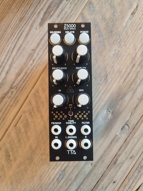 Tiptop Audio Z5000 Multi-Effect