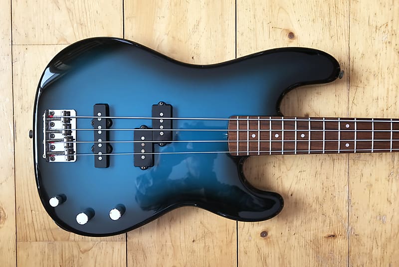 Fernandes 4-string mid-scale bass late 1980s - blue/black burst