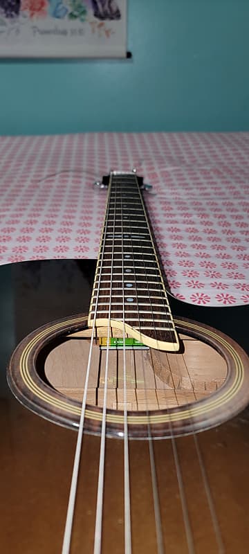 Guitar Yamaha CWE-8