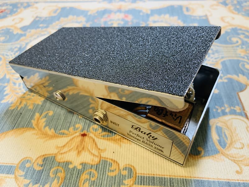 ベース Shin's Music Perfect Volume Vintage Bass Shin's Music Baby Perfect Vintage Bass Volume Pedal | Reverb
