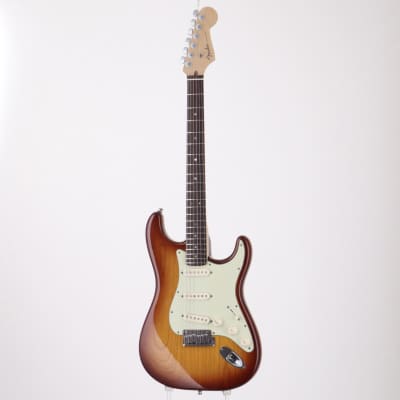 Fender American Deluxe Ash Stratocaster - Tobacco Sunburst