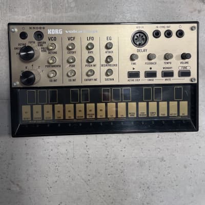 Korg Volca Keys Analog Loop Synthesizer 2013 - Present - Gold/Black