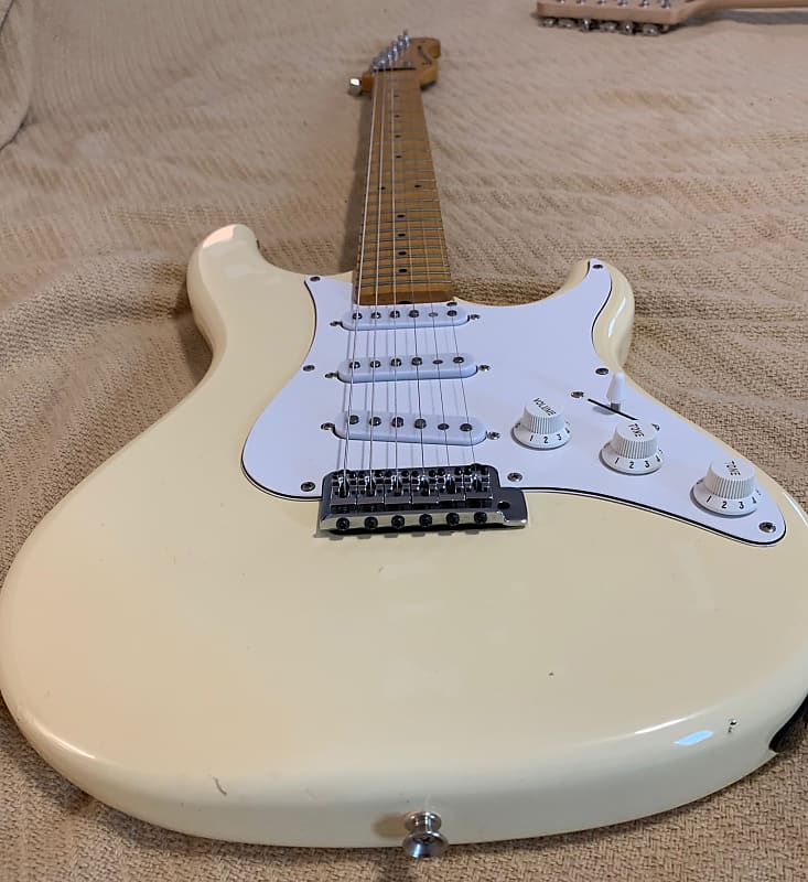 Yamaha Session II 503P Japan Vintage Strat Electric Guitar 1980s White  1980s White 6 lbs 14 oz