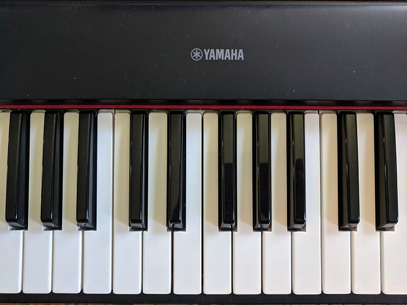 Yamaha NP-31 digital piano