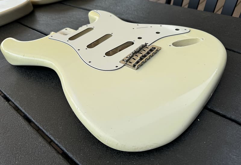 ULTRA LIGHTWEIGHT 3lb 5oz Ash MJT VTS Stratocaster Body