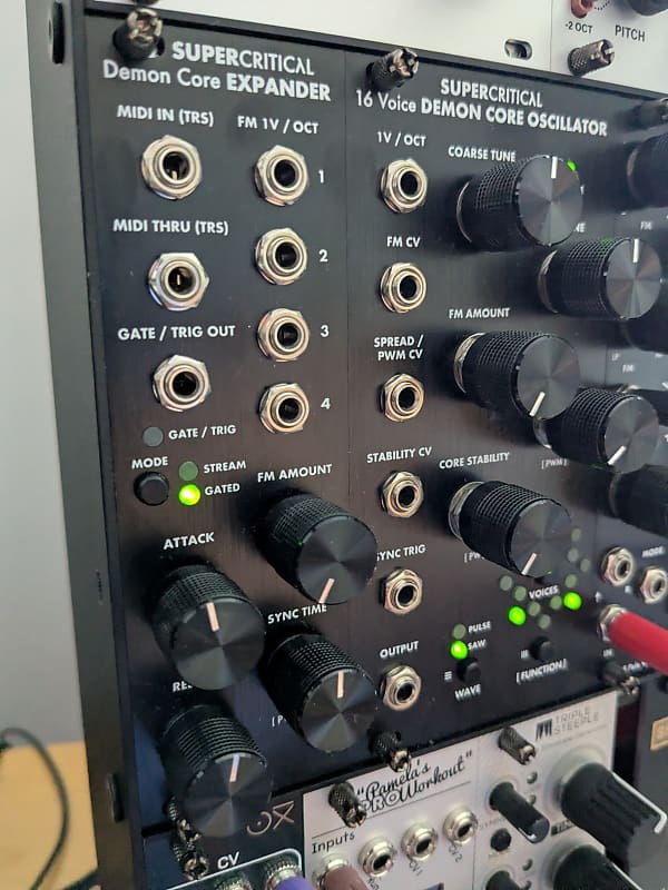 Supercritical Synthesizers Demon Core Oscillator
