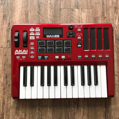 Akai Professional MAX25 | 25-Key USB MIDI Keyboard & Drum Pad