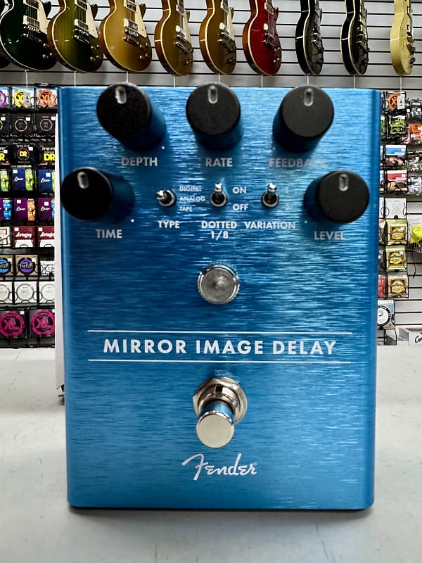 Fender Mirror Image Delay