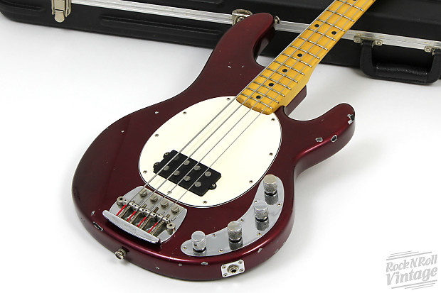 ベース MUSICMAN StingRay 4 Rolls Burgundy MH 1985 Music Man Stingray Bass Burgundy Metallic | Reverb