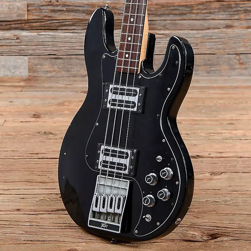 Peavey T-40 Bass Guitar image 8