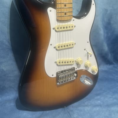 Fender Classic Player '50s Stratocaster 2015 - 2-Color Sunburst image 3