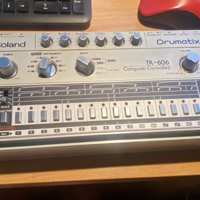 Roland TR-606 Drumatix 1980s - Silver