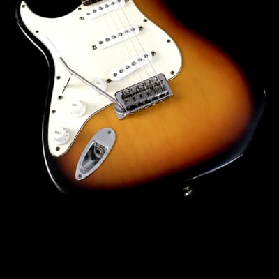 LEFTY! Custom Relic ST62 Fender Stratocastder Body Amber  Nitro Lacquer Neck Sunburst Stratocaster Aged Guitar 7.8 lb image 3