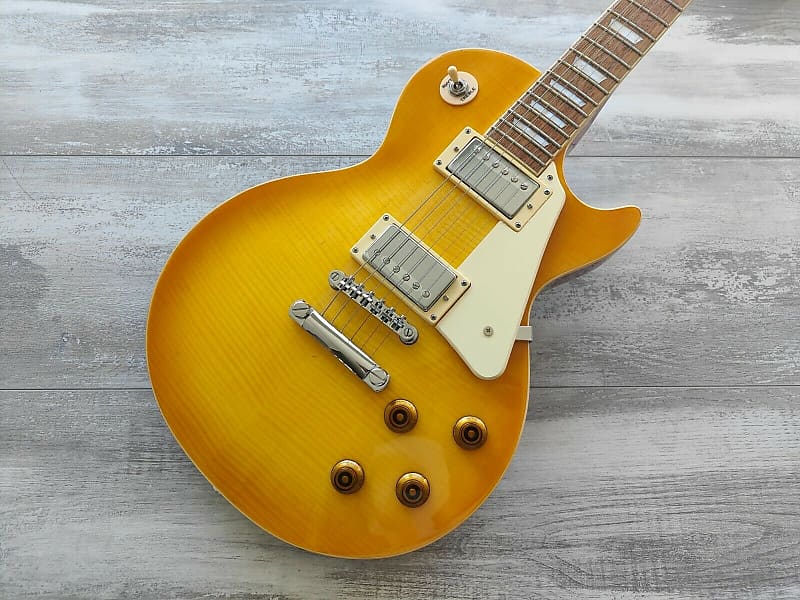 Tokai Love Rock Les Paul Standard (Honeyburst)