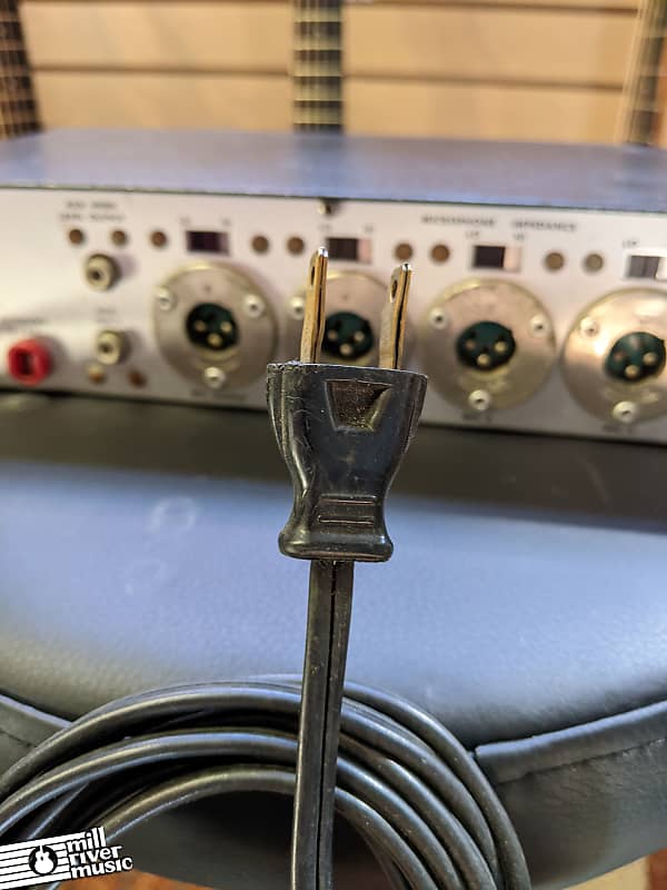 Shure M68 Vintage 4-Channel Microphone Mixer | Reverb