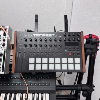 Dave Smith Instruments Tempest