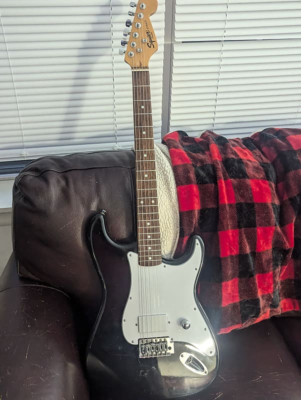 Squier Tom DeLonge Stratocaster | Reverb