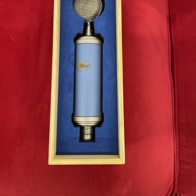 Blue Bluebird Large Diaphragm Cardioid Condenser Microphone