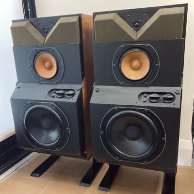 B＆W CM5S2 black_2_3.webp