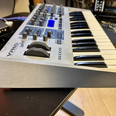 Access Virus Indigo 37-Key Digital Synthesizer 2010s - White image 2