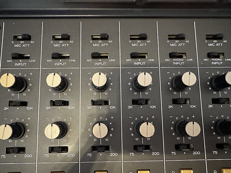 レア TEAC MODEL3アナログミキサー /TASCAM 388プリアンプ 2025年最新】tascam 388の人気アイテム - メルカリ
