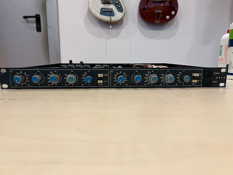 Neve 33115 vintage racked pair pre/eq | Reverb