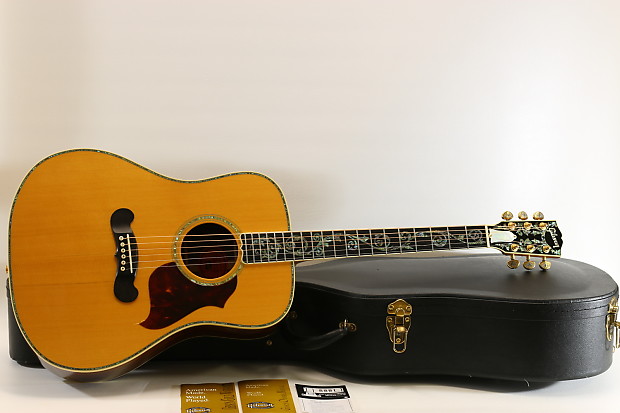 Gibson masterbuilt shop