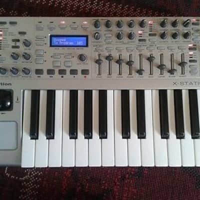 Novation X- Station 25 2009 Silver