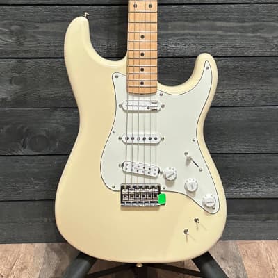 Fender Ed O'Brien EOB Sustainer Stratocaster MIM White Electric Guitar w/ Gig Bag for sale