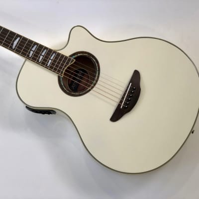 Yamaha APX1000 Pearl Snow White image 7