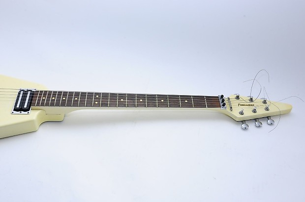 Fernandes THE FUNCTION BSV-70 Flying V Short Scale Electric