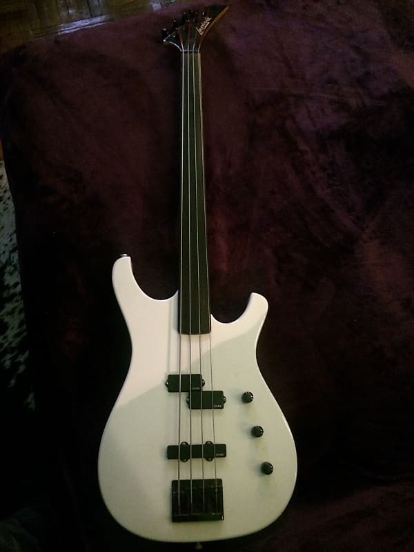 Larrivee Custom Fretless Bass Guitar 1985 Pearl White image 1