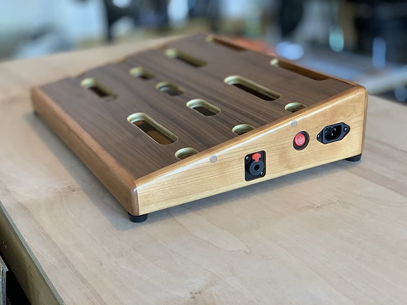 GroundSwell Pedalboard- 17x12.5  - Cherry Wood image 1