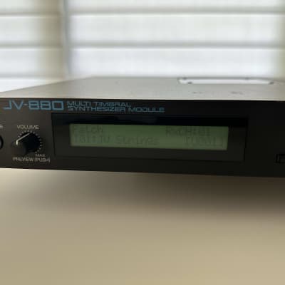 Roland JV-880 Multi Timbral Synthesizer Module