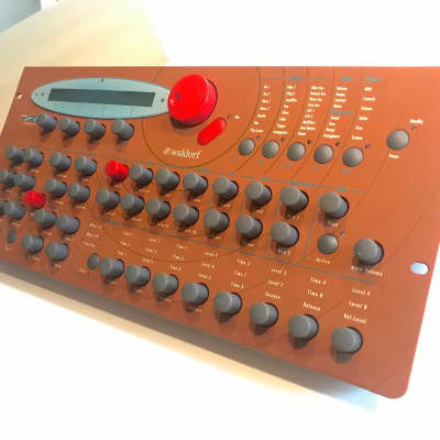 Waldorf Microwave XT Rackmount Wavetable Synthesizer 1998 - Orange