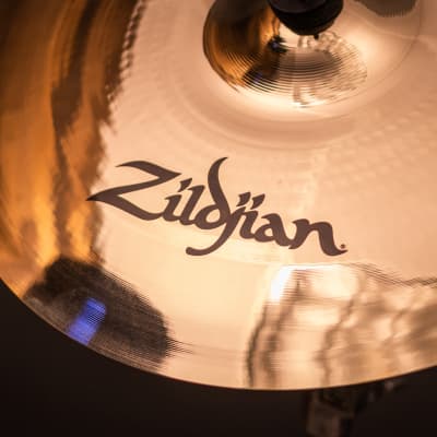 Zildjian 16" A Custom Crash image 4
