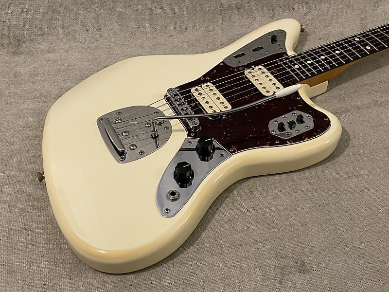 2012 Fender Classic Player Jaguar Special HH - Olympic White