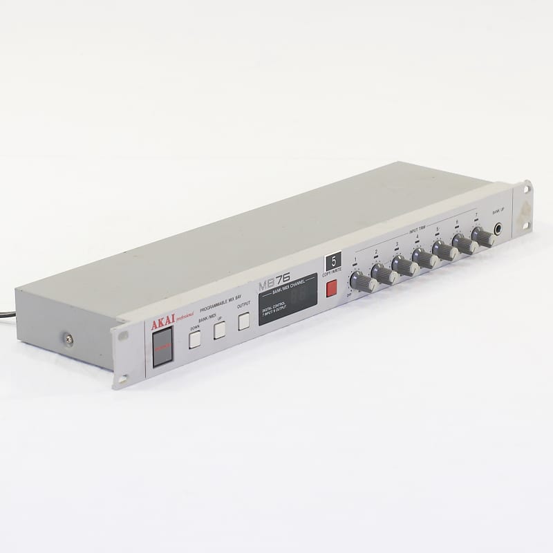 AKAI MB76 プログラマブルミックスベイ Akai MB76 MIDI Programmable Mix Bay | Reverb