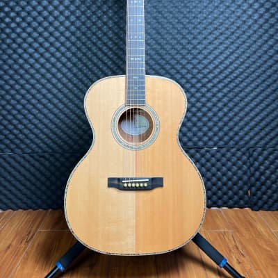Hsienmo OM custom Full Solid Germany Spruce + Curly Quilted Mahogany for sale