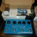 TC Electronic fashback x4 delay and looper 2009 blue