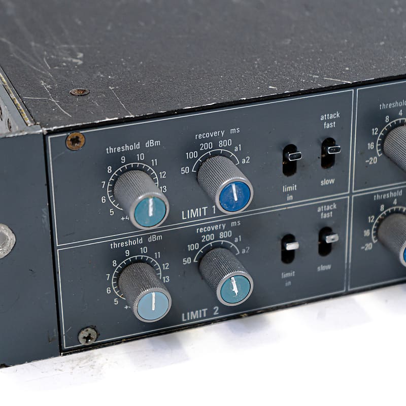 Neve 33609 Compressor / Limiter - #20558K - Metal Knob Version - Vintage