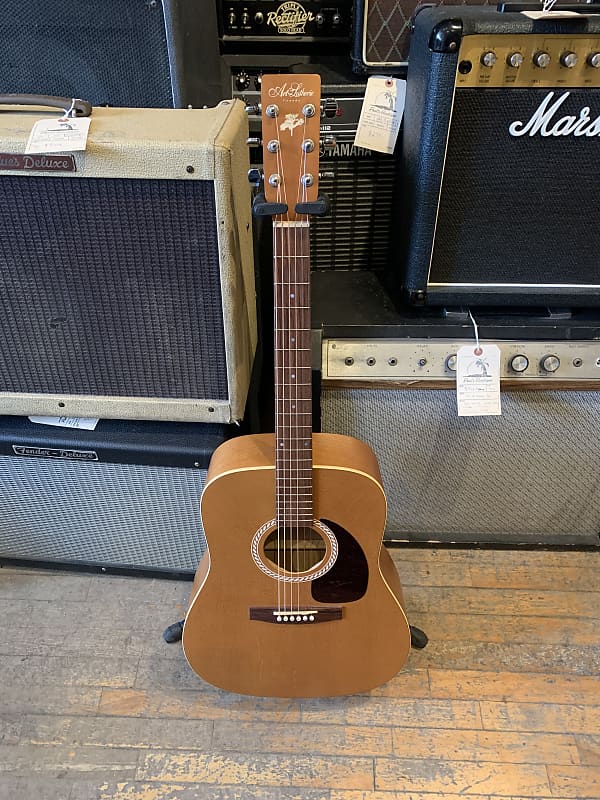Art & Lutherie Wild Cherry | Reverb Canada