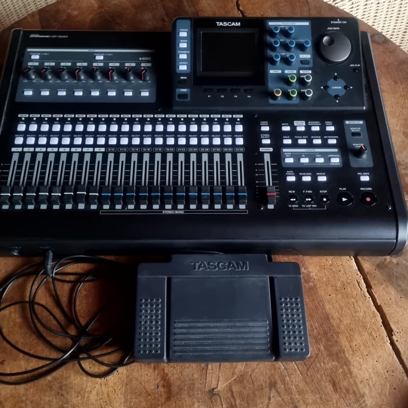 Tascam DR-10CH Enregistreur Micro PCM avec Jack (Norme Shure)