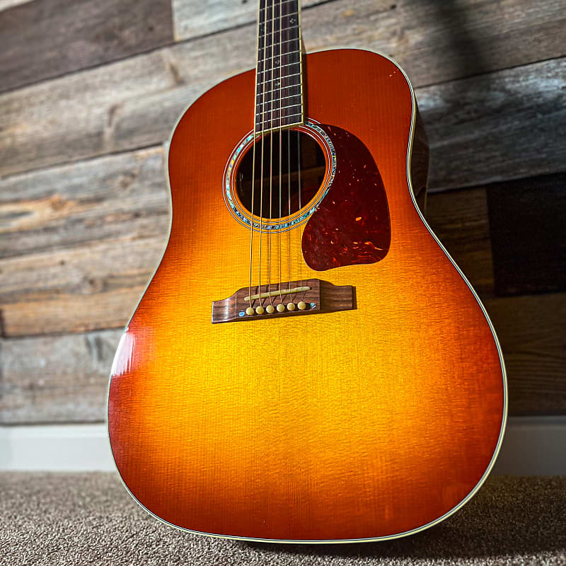 Gibson Custom Shop J 45