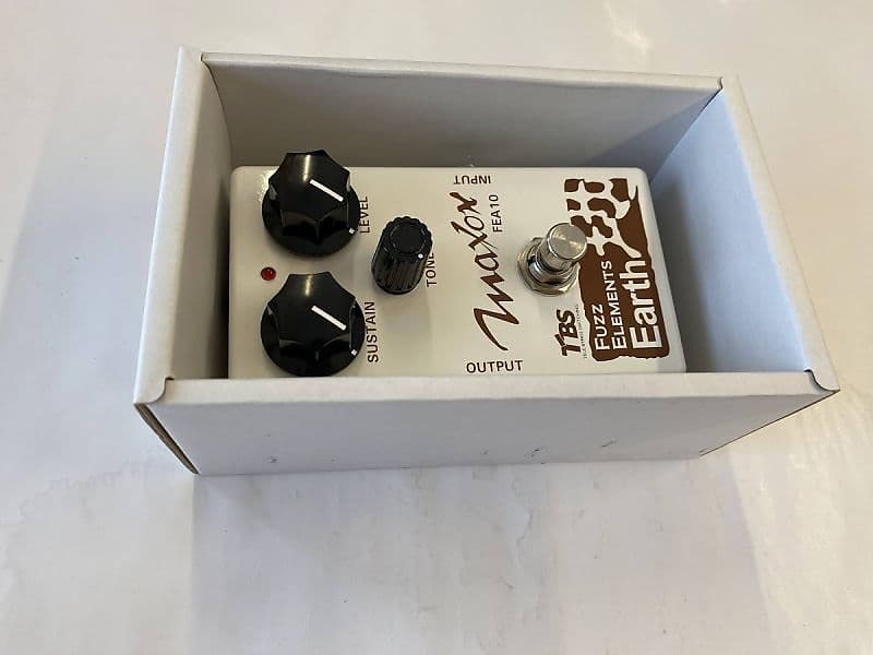 MaxonFuzz Elements Earth FEA10 Pedal w/ Original box & paperwork image 1