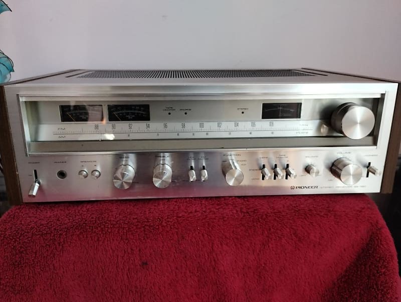 Pioneer SX780 receiver in excellent condition - 1970&#039;s  			