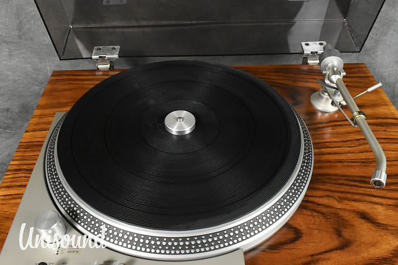 Technics SP-12 direct drive turntable W/ fidelity research FR-54 Tone arm